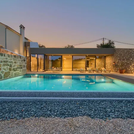 Jerini Estate By Interhome *
