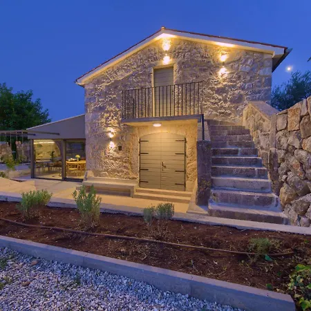 Jerini Estate By Interhome Vrh (Krk)